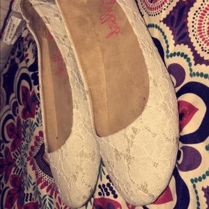 Lace Flats